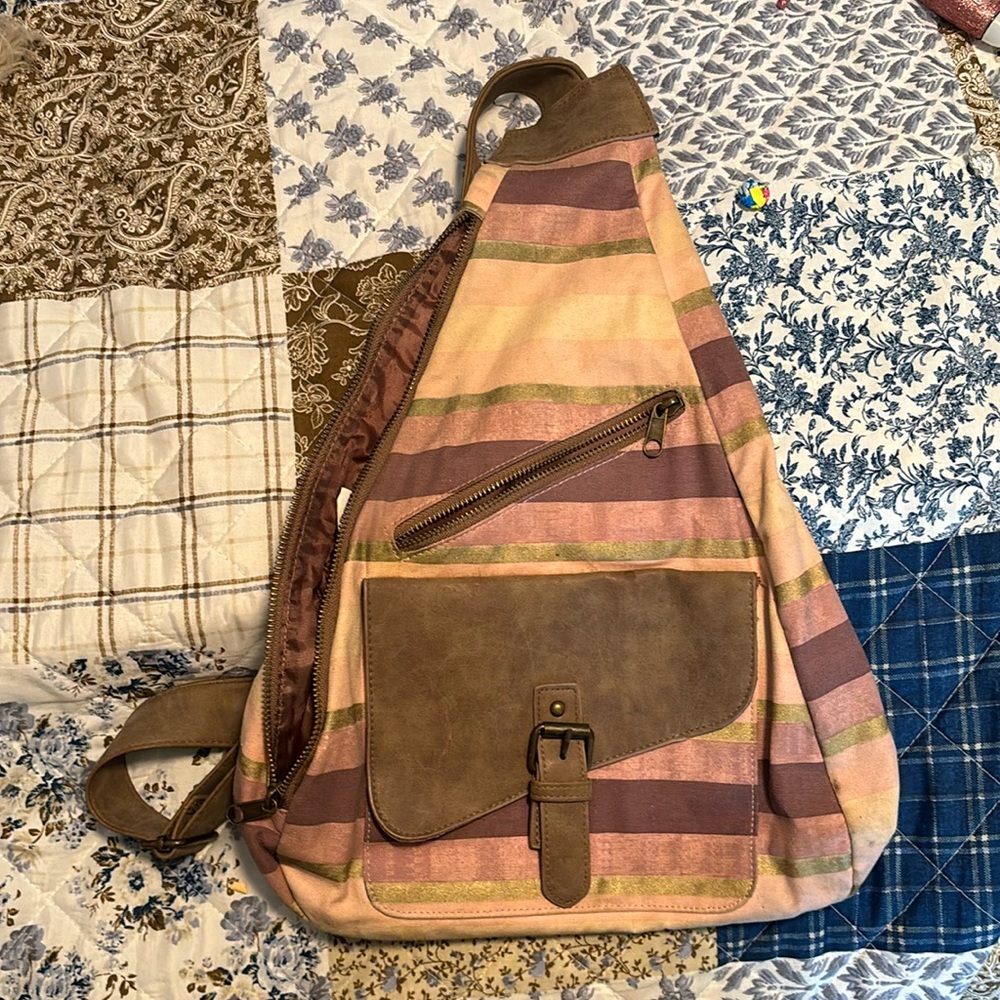 Sling bag purse